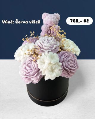 Naše nové mýdlové kompozice spojují krásu květin s jemnými vůněmi ručně vyráběných mýdel.🫧 💐 Ideální jako dárek: • k...